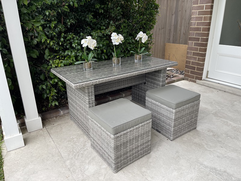 Gartemobe Compact Wicker Dining Set - Image 3