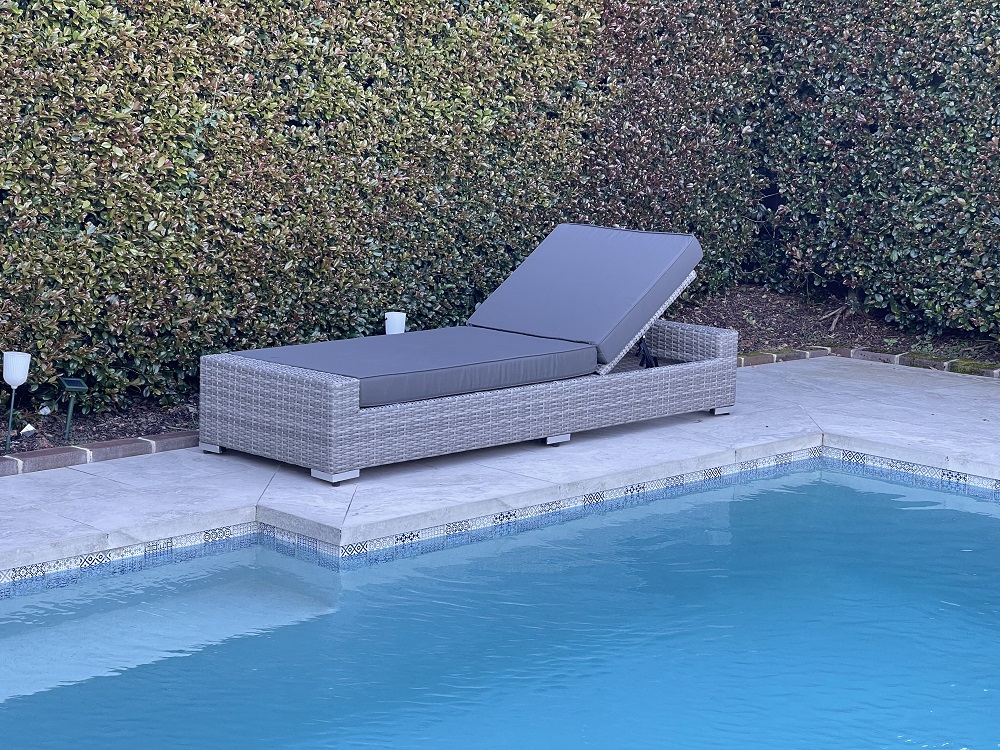 Royale Outdoor Wicker Sun Loungers - Image 3
