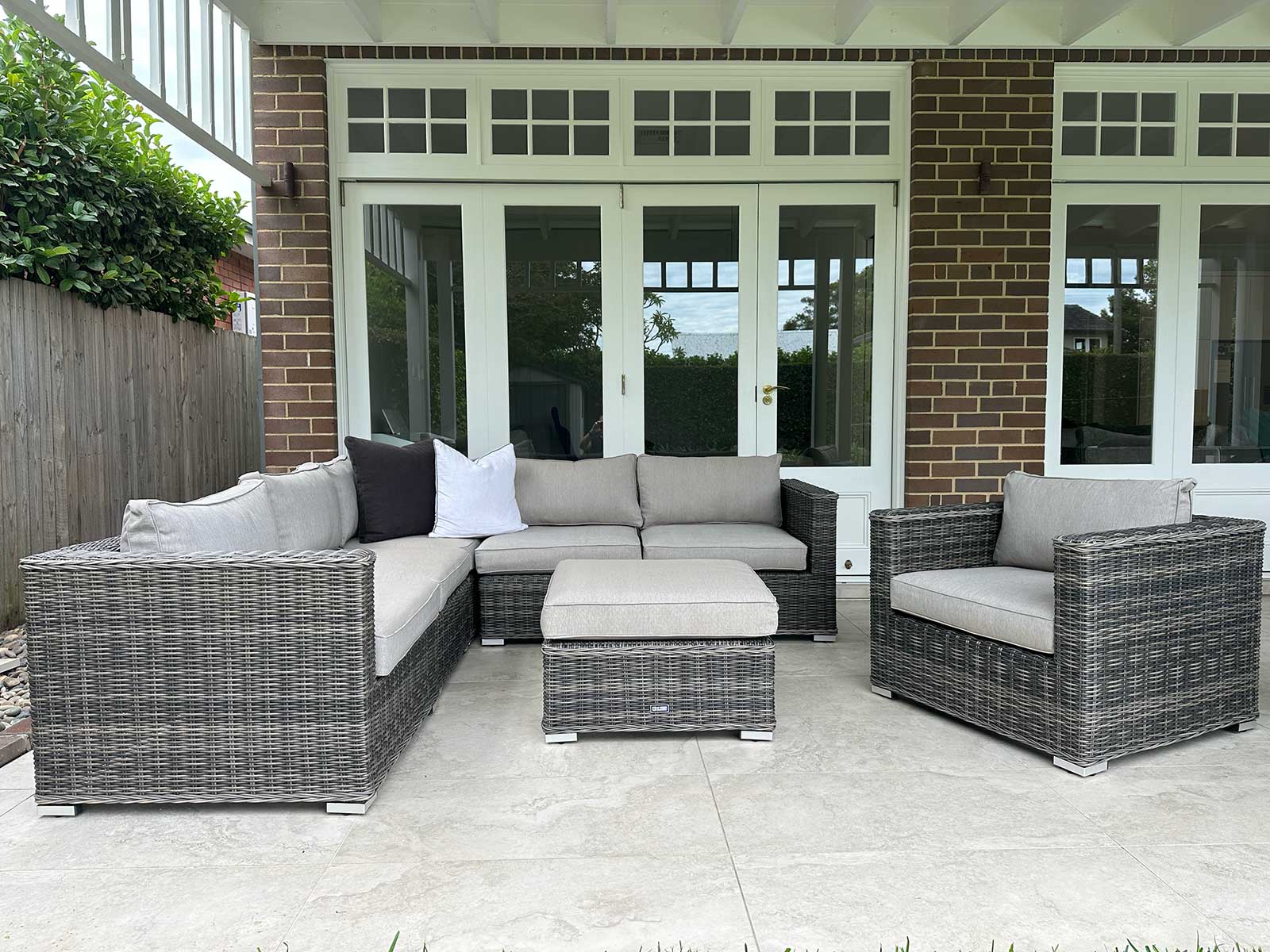The Grand Wicker Lounge Set